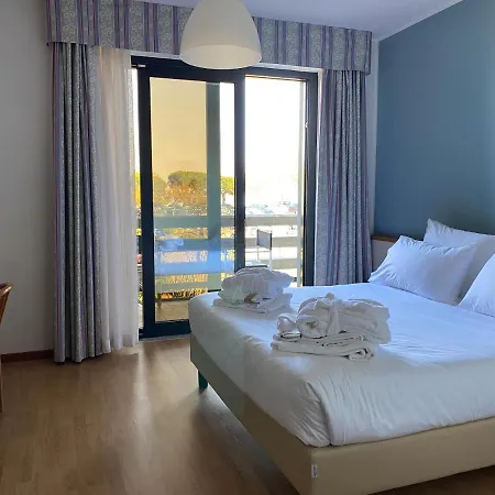 Alevic 4* Sirmione