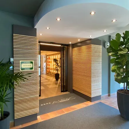 Alevic 4* Sirmione